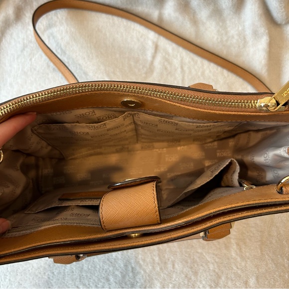 Michael Kors Kellen Medium Satchel Acorn - Picture 6 of 8